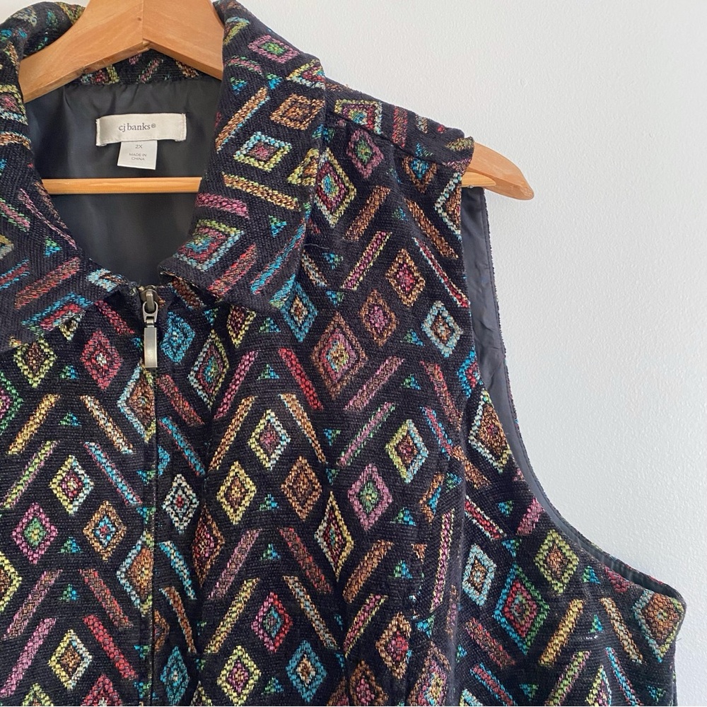 CJ Banks Geometric Lined Zipper Vest